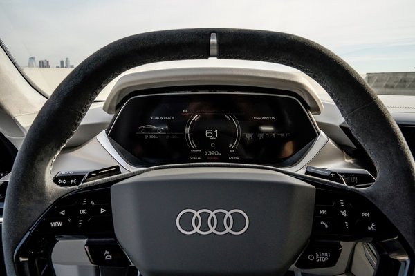 Audi показала конкурента Tesla Model S