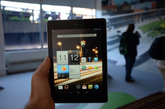 Acer представила два гибридных устройства с Windows 8 и планшет на Android