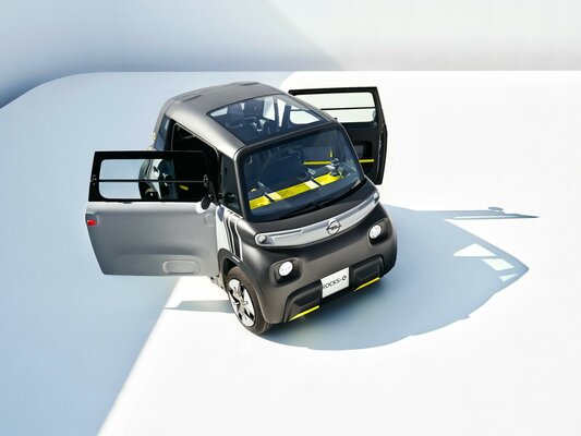 Меньше Оки: Opel представил компактный городской электромобиль Rocks-e для молодёжи