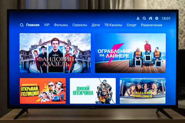 Эта «флешка» от Xiaomi оживляет старый телевизор. Плюсы и минусы дешёвой Mi TV Stick 4K