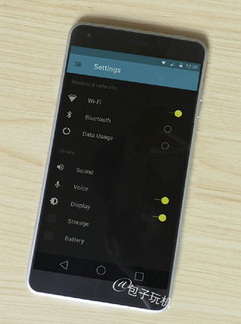 Первый полноценный Android-смартфон от Nokia запечатлен на живых фото