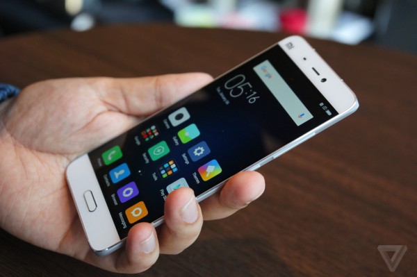 Xiaomi Mi 5: живые фото, камера и другие подробности