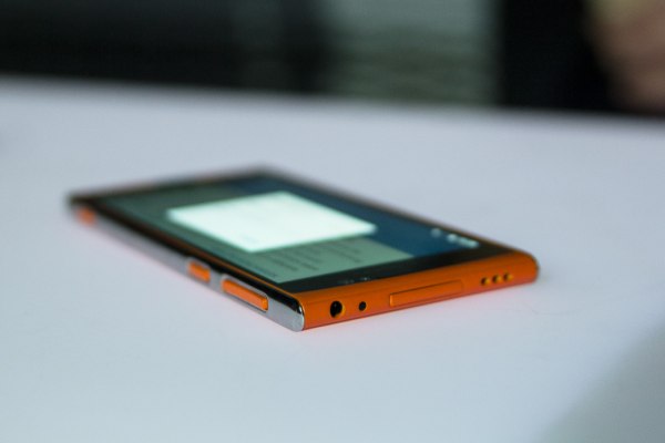 Премиальный смартфон Lumigon T3 выходит на российский рынок