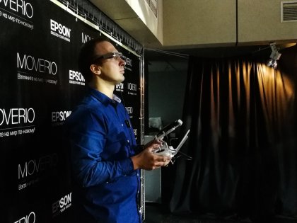 Epson показала новые видеоочки Moverio BT-300 в деле