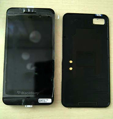 Новые живые фото смартфона Blackberry London