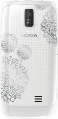 Nokia представила линейку женских телефонов Asha Charme