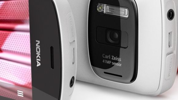 Смартфон Nokia 808 PureView стал последний смартфоном компании на Symbian OS