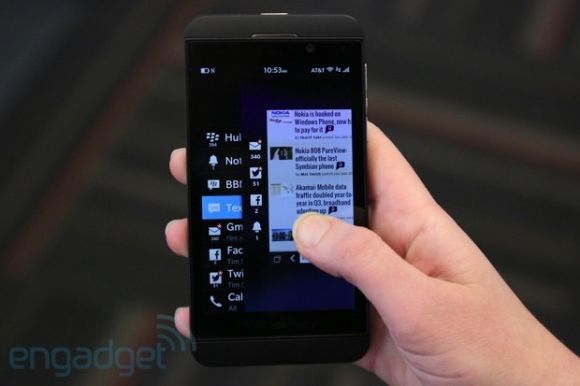 Компания BlackBerry представила смартфоны Q10 и Z10 на новой платформе