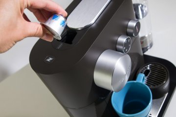 Обзор кофемашины Nespresso Expert — Приготовление кофе. 1