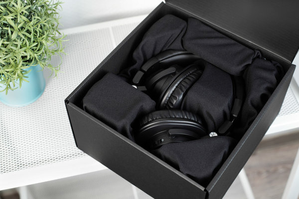 Легендарный звук без проводов: Audio-Technica ATH-M50xBT