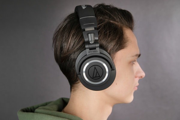 Легендарный звук без проводов: Audio-Technica ATH-M50xBT