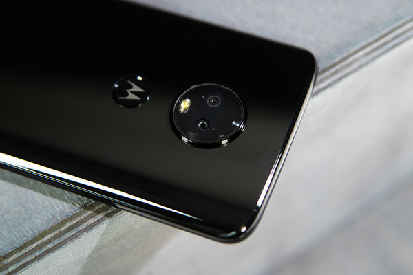 Первый взгляд на Moto G7: жесты, жесты и еще раз жесты