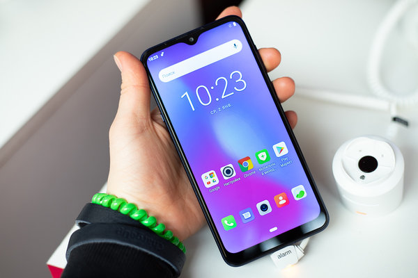 Hisense представил свои первые смартфоны в России