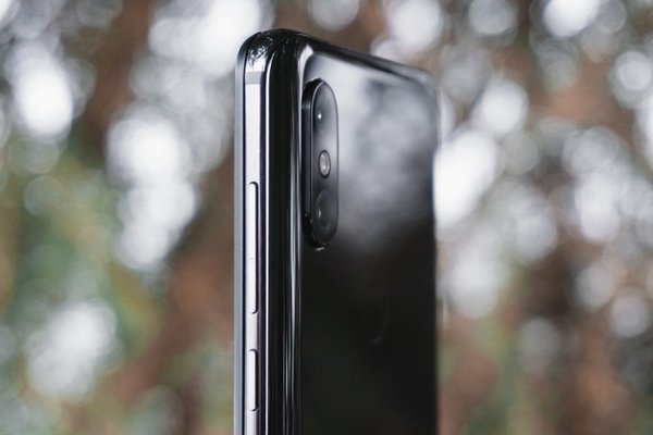 Обзор Xiaomi Mi MIX 3: ни в какие рамки