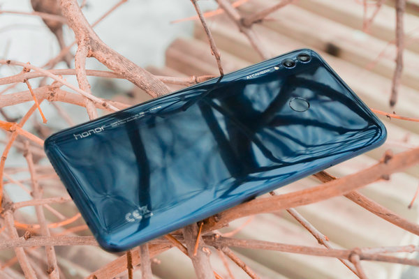 Обзор Honor 8X Max: планшет в кармане