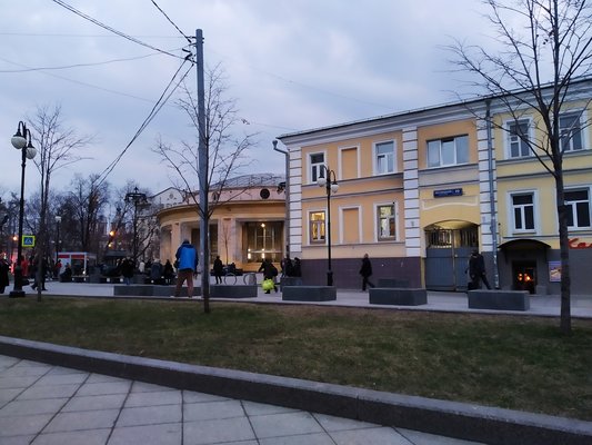 Обзор Redmi 7: ломая традиции
