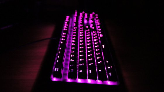 Тест игровой клавиатуры ASUS TUF Gaming K7: механика с огоньком