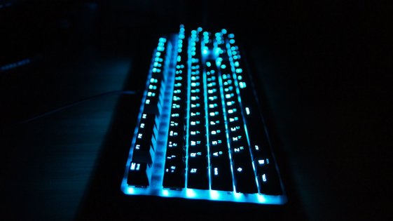 Тест игровой клавиатуры ASUS TUF Gaming K7: механика с огоньком
