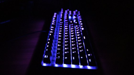 Тест игровой клавиатуры ASUS TUF Gaming K7: механика с огоньком