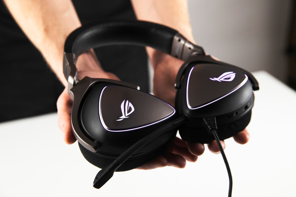 Звука много не бывает: обзор гарнитуры ASUS ROG Delta