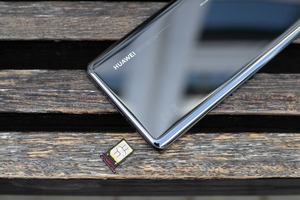Черная кошка в черной комнате. Обзор Huawei P30 Pro — Возможно не понравится. 1