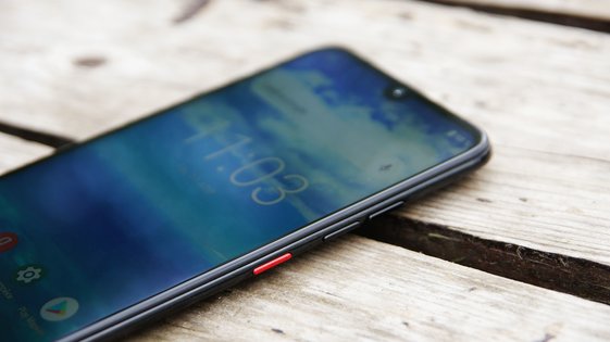 Обзор смартфона ZTE Blade V10 Vita: привлекательность в мелочах — Большой дисплей “с изюминкой”. 9