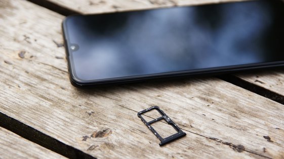 Обзор смартфона ZTE Blade V10 Vita: привлекательность в мелочах — Большой дисплей “с изюминкой”. 12