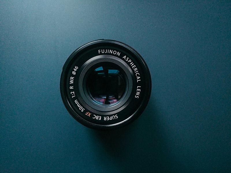 Лёгкий и фотографии отличные. Тест Fujifilm X-T100