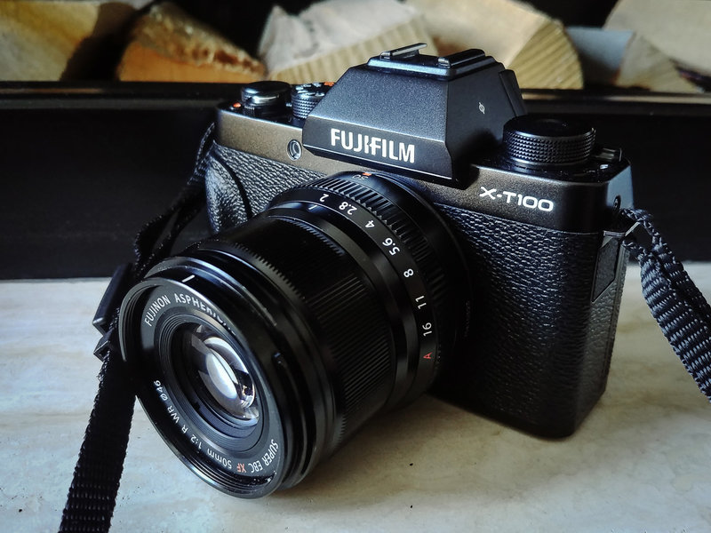 Лёгкий и фотографии отличные. Тест Fujifilm X-T100