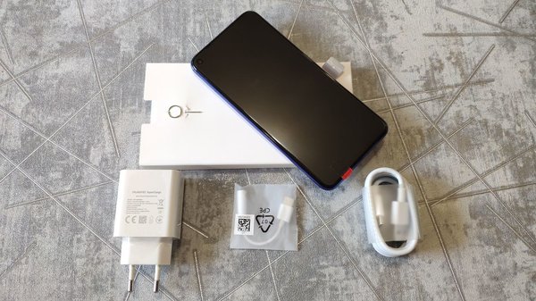 Тест смартфона Honor 20: красавчик с мощной начинкой и необычной камерой