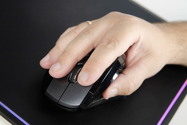 Вертикальный глянец: обзор Vergo Wireless Ergonomic Mouse