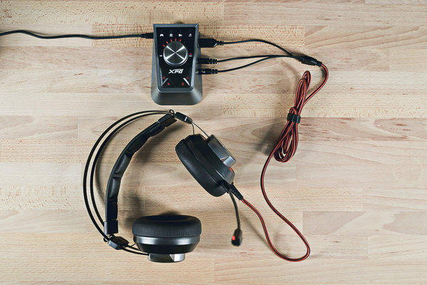 И усилитель в комплекте: ADATA XPG EMIX H30