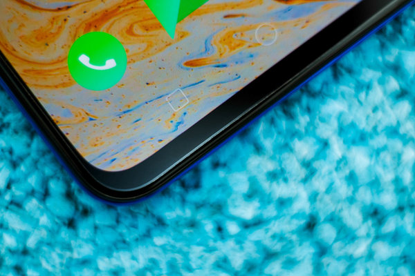 Носорог без рога: знакомимся с OPPO Reno Z — Дисплей и звук. 2