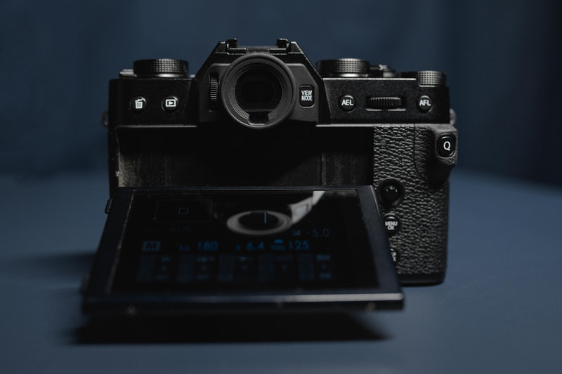 Верный спутник в путешествии. Обзор Fujifilm X-T30