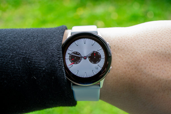 Лучшие умные часы для Android. Обзор Samsung Galaxy Watch Active