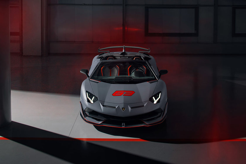 Lamborghini показала пару новых резвых суперкаров