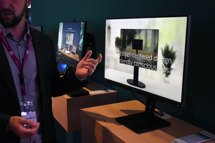 Philips на IFA 2019: первые в мире гибриды монитора и телевизора