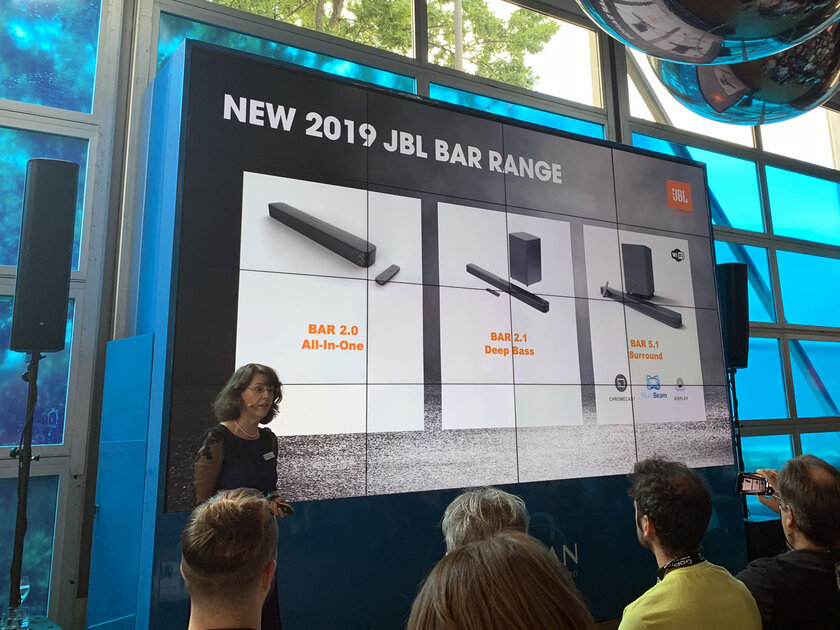 JBL на IFA 2019: Pulse 4 и другие разноцветные новинки компании