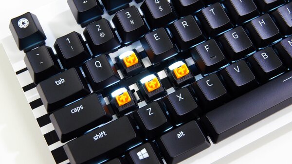 Поклонникам Star Wars посвящается: обзор коллекционного комплекта от Razer