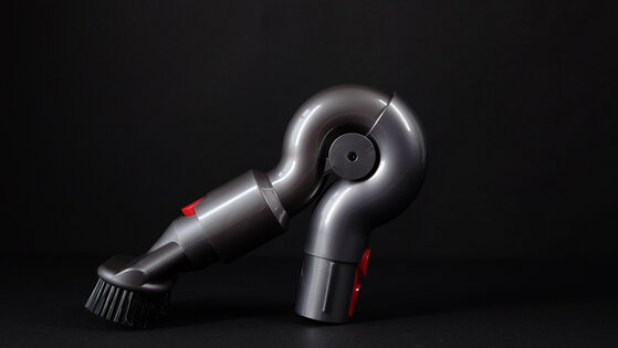 Большая мощность, дисплей и новая насадка: Обзор Dyson V11 Absolute Pro