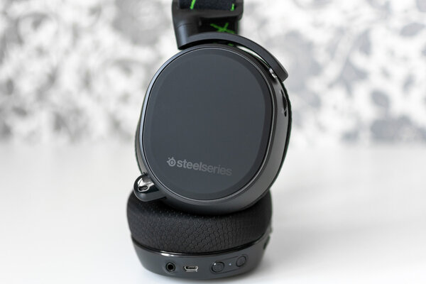 Беспровод не к лицу: обзор SteelSeries Arctis 9X