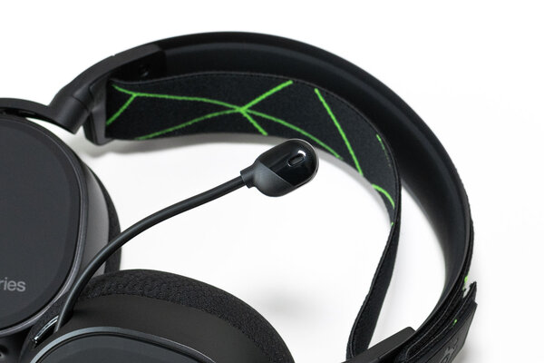 Беспровод не к лицу: обзор SteelSeries Arctis 9X