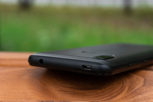 Батарейку заказывали? Обзор BQ Strike Power Max и Strike Power Plus