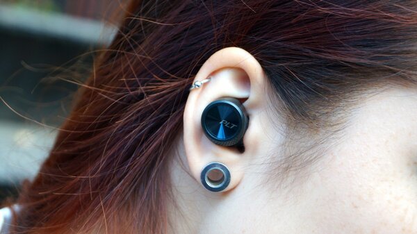 Когда провода излишни: обзор наушников Plantronics BackBeat FIT 3200 и PRO 5100