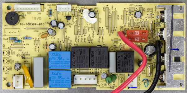 Обзор источников бесперебойного питания Legrand KEOR MULTIPLUG 800VA и SP 2000 ВА IEC