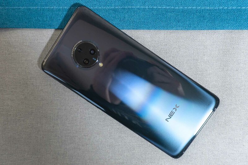 Обзор Vivo NEX 3: настоящее будущее