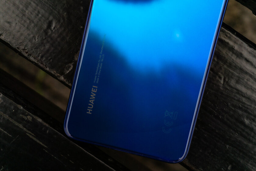 Обзор Huawei Nova 5T: очередной HONOR или что-то новое?