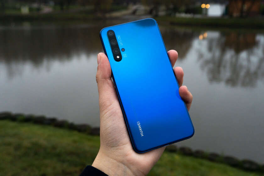 Обзор Huawei Nova 5T: очередной HONOR или что-то новое?