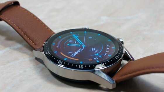 Обзор Huawei Watch GT 2: для влюбленных в классику
