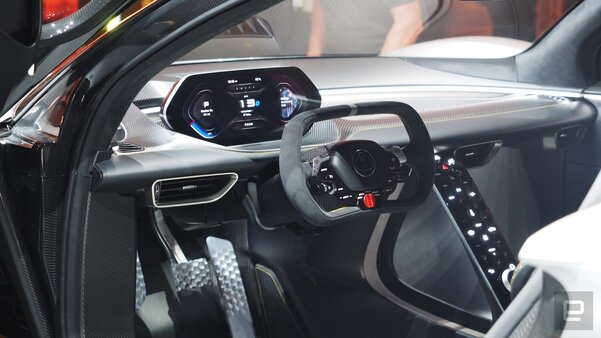Lotus показала электрический суперкар Evija: он готов к экстремальным скоростям